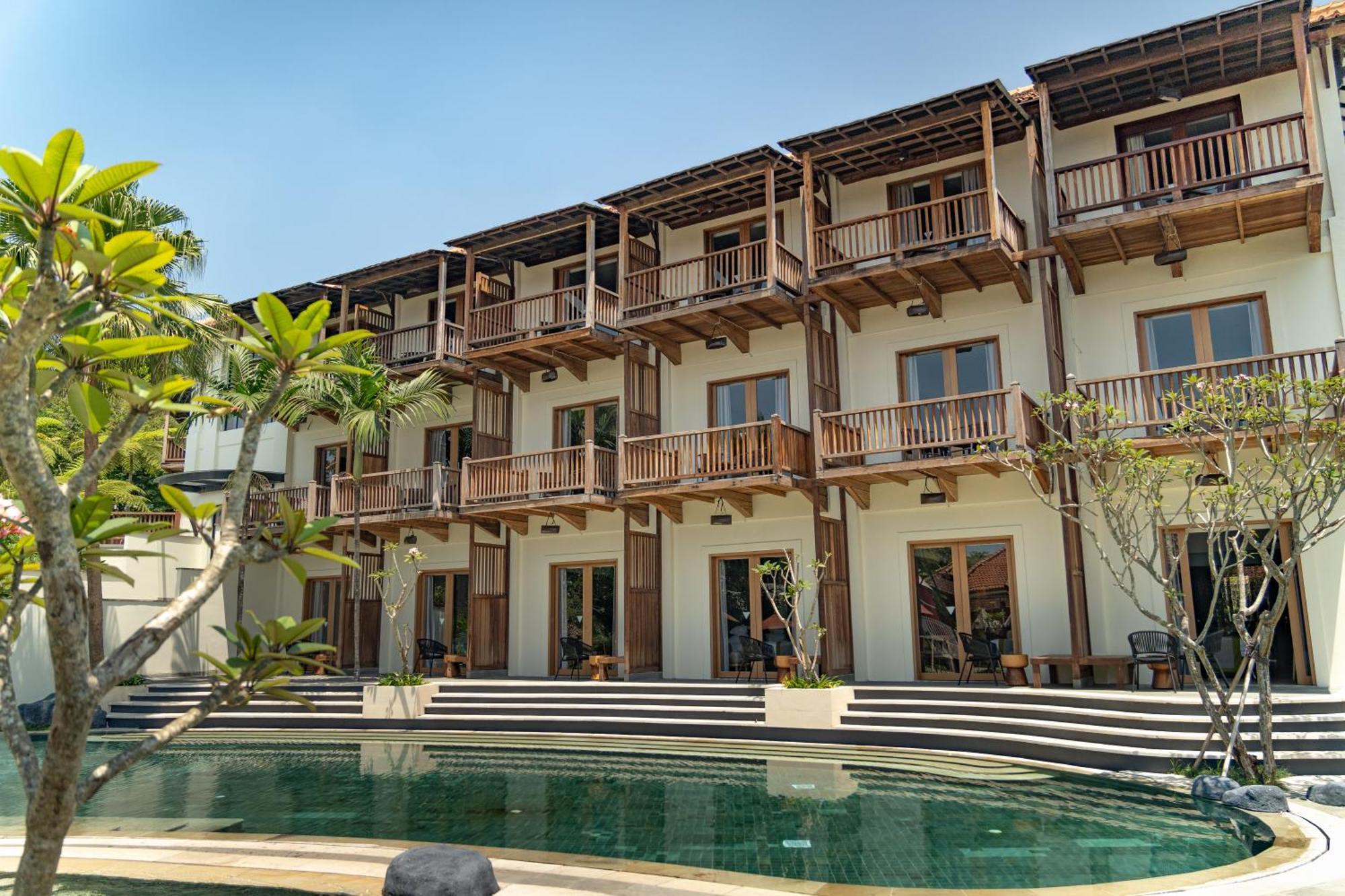 Novus Giri Resort & Spa Puncak Esterno foto