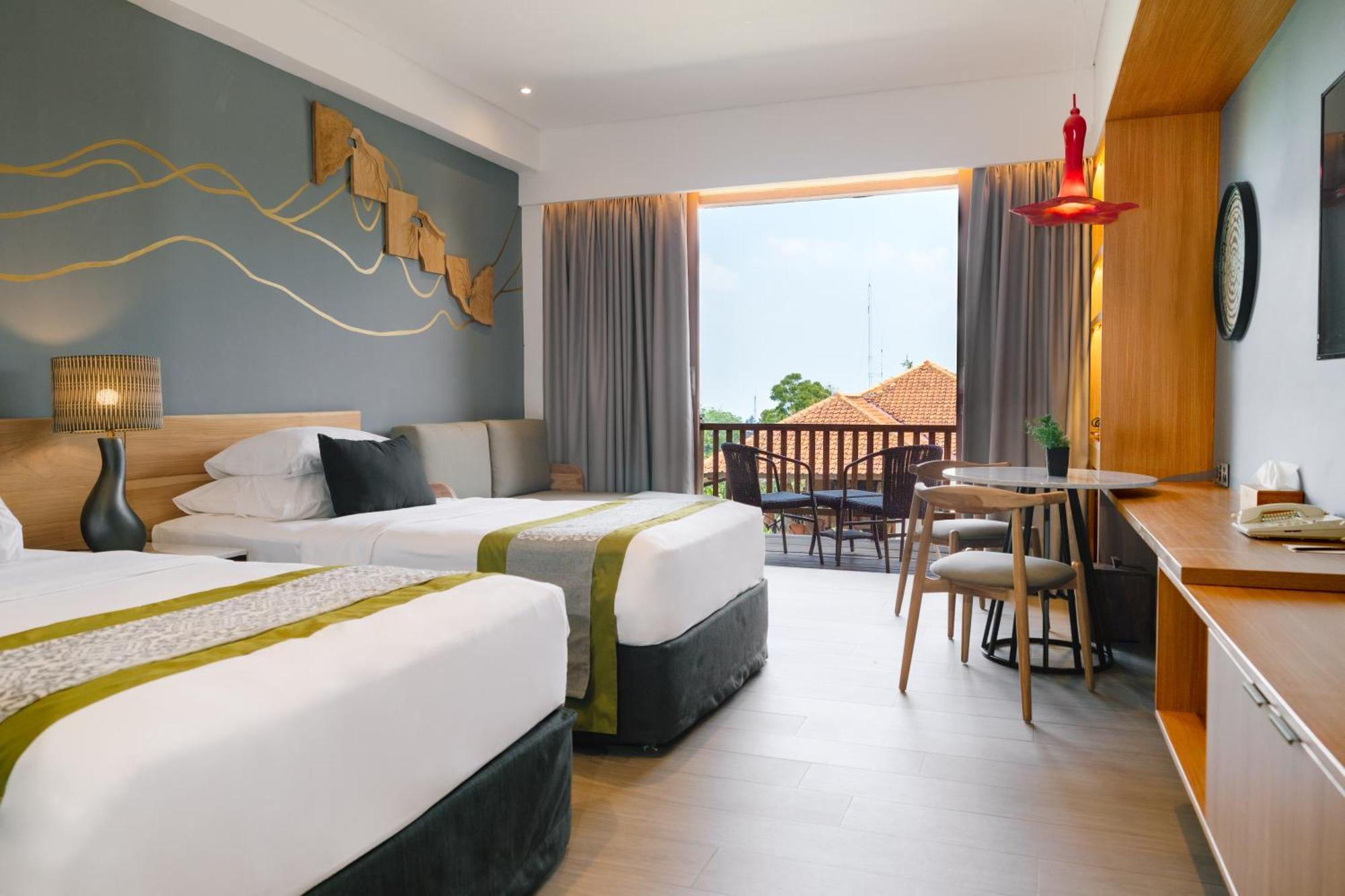 Novus Giri Resort & Spa Puncak Esterno foto