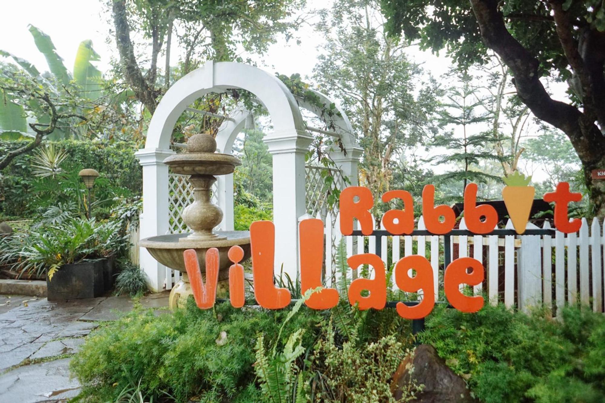 Novus Giri Resort & Spa Puncak Esterno foto